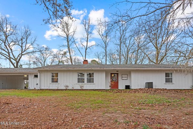 218 W Virginia Drive, Clinton, MS 39056