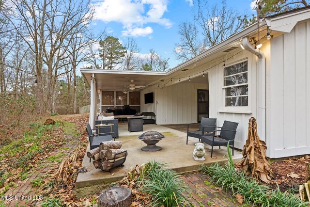 218 W Virginia Drive, Clinton, MS 39056