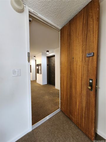 1750 Kalakaua Avenue 3303, Honolulu, HI 96826