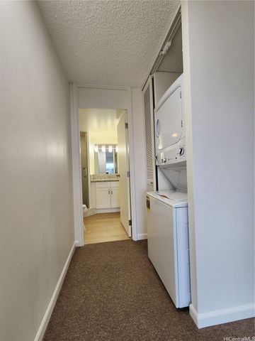 1750 Kalakaua Avenue 3303, Honolulu, HI 96826