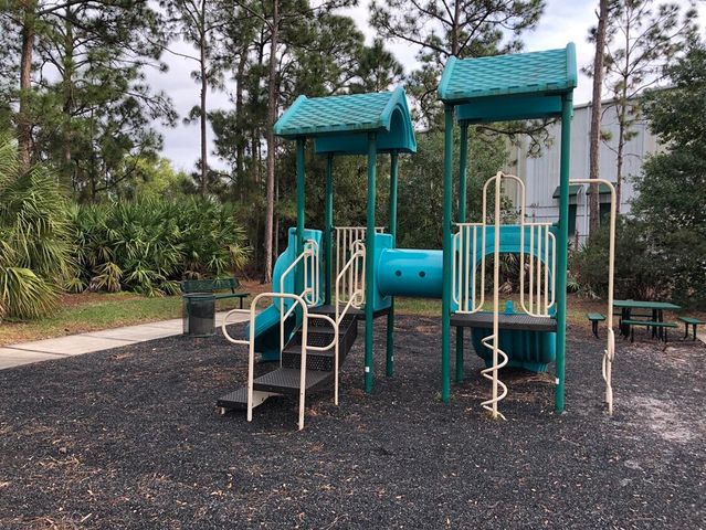 8998 SW Bonneville Drive, Stuart, FL 34997