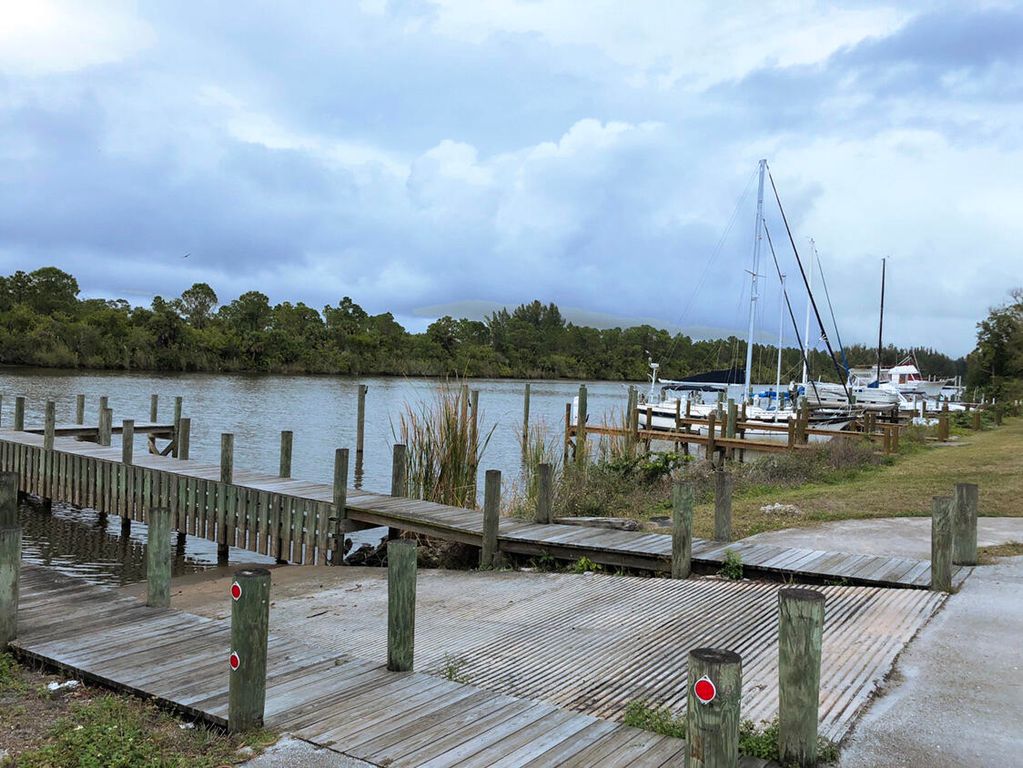 8998 SW Bonneville Drive, Stuart, FL 34997