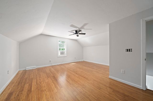 30 Lawn St 30, Attleboro, MA 02703