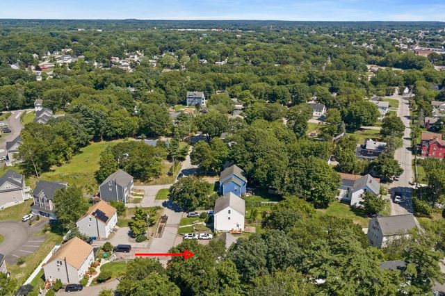 30 Lawn St 30, Attleboro, MA 02703