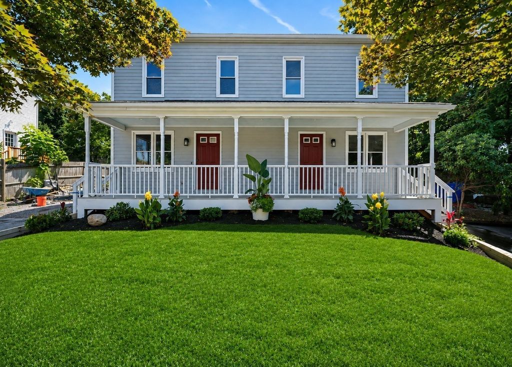 30 Lawn St 30, Attleboro, MA 02703