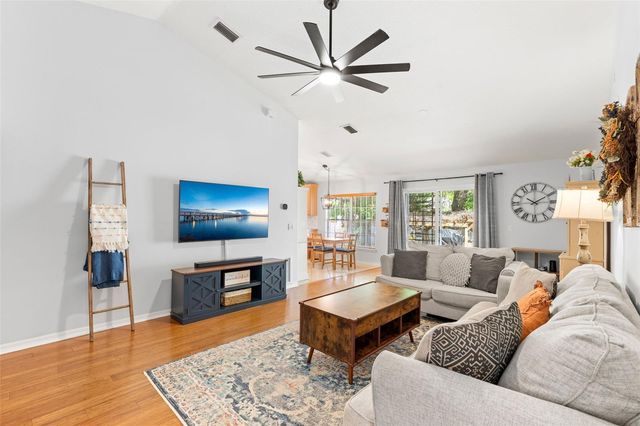 870 CARLSON DRIVE, Orlando, FL 32804