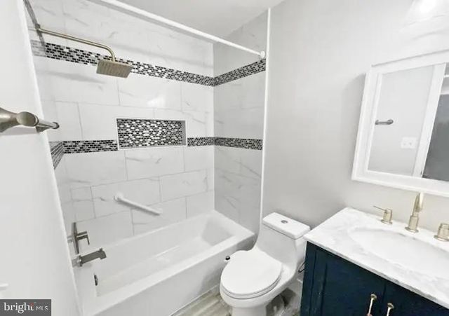 5936 TALMADGE DR, Woodbridge, VA 22193