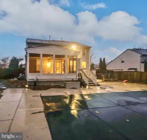 5936 TALMADGE DR, Woodbridge, VA 22193