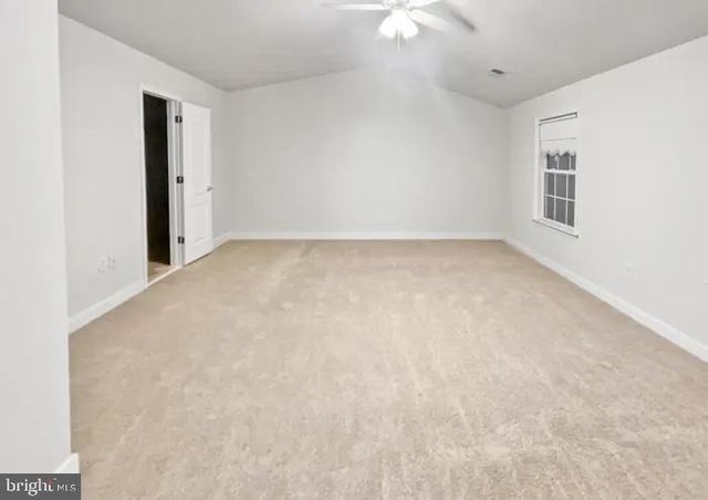 5936 TALMADGE DR, Woodbridge, VA 22193