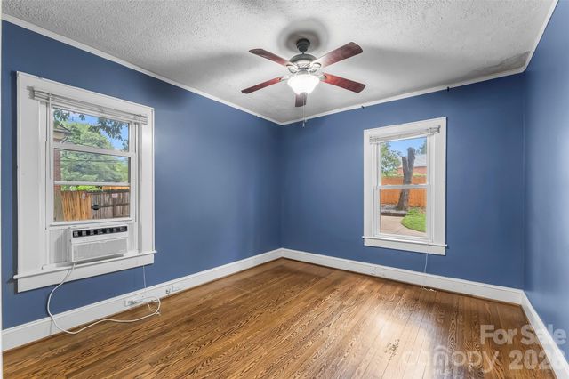 105 S Anderson Street, Morganton, NC 28655