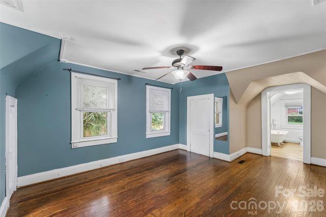 105 S Anderson Street, Morganton, NC 28655