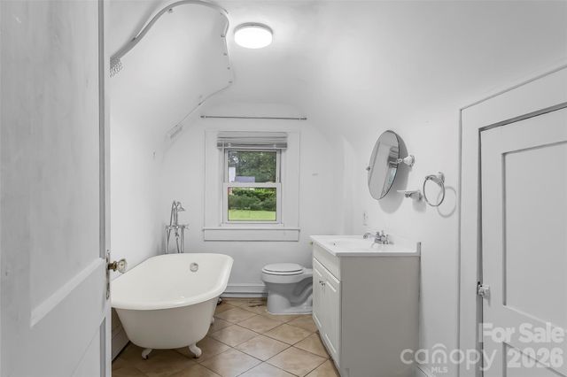 105 S Anderson Street, Morganton, NC 28655