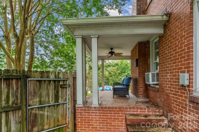 105 S Anderson Street, Morganton, NC 28655
