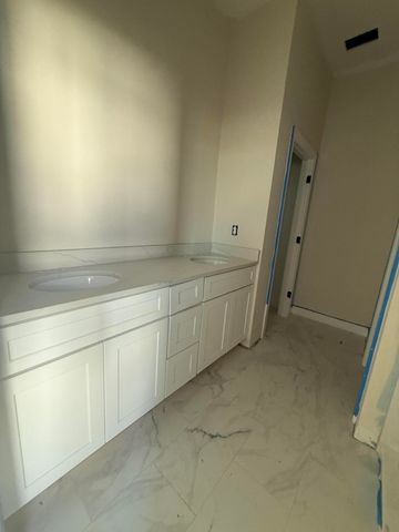 124 Patchen Drive, Nicholasville, KY 40356