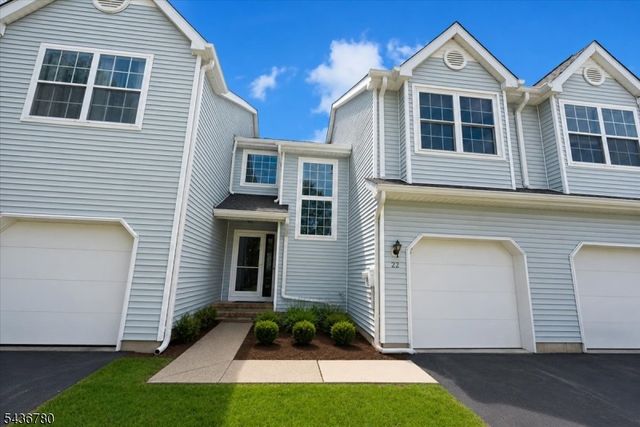 22 Willow Ci 702, Hamburg Boro, NJ 07419