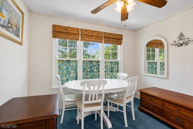 22 Willow Ci 702, Hamburg Boro, NJ 07419