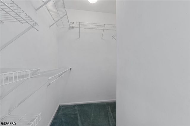 22 Willow Ci 702, Hamburg Boro, NJ 07419
