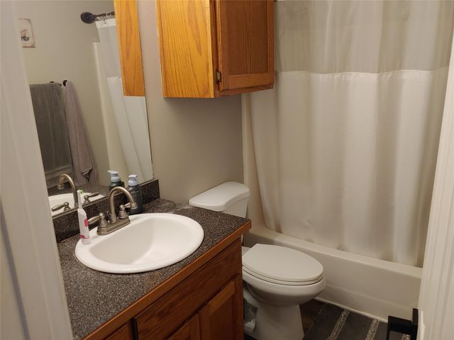 836 Airport Road, Reno, TX 75462