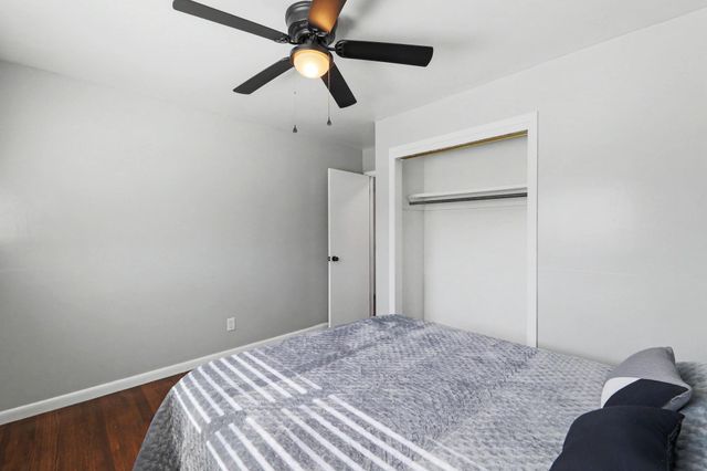 1020 N Brookfield St, Wichita, KS 67206