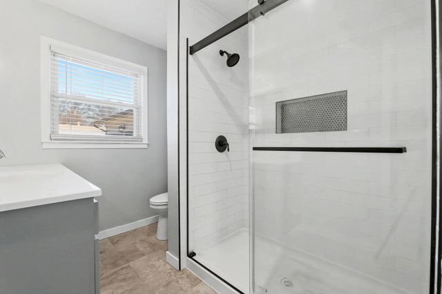 1020 N Brookfield St, Wichita, KS 67206