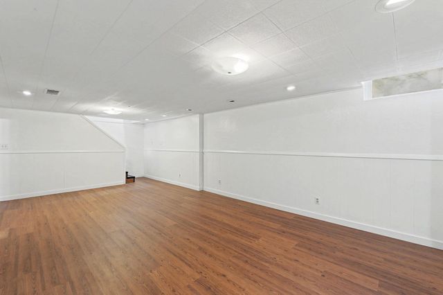 1020 N Brookfield St, Wichita, KS 67206