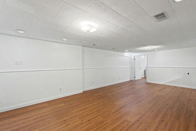 1020 N Brookfield St, Wichita, KS 67206