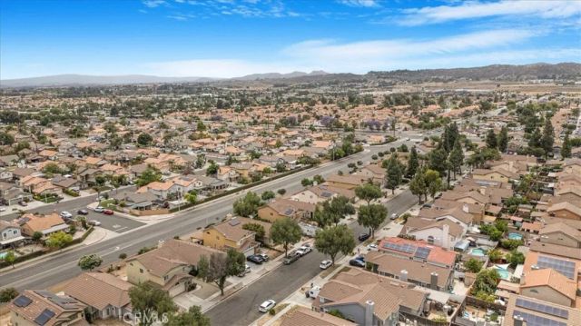 507 Coudures Way, Perris, CA 92571