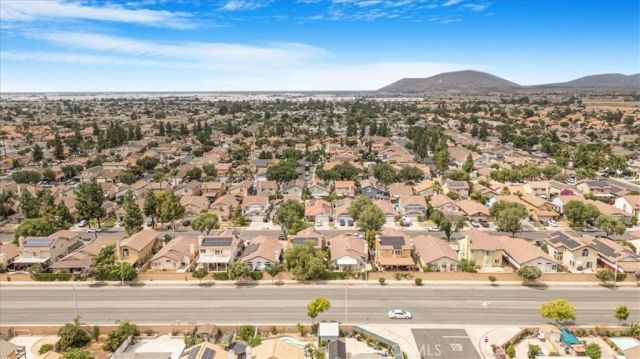507 Coudures Way, Perris, CA 92571