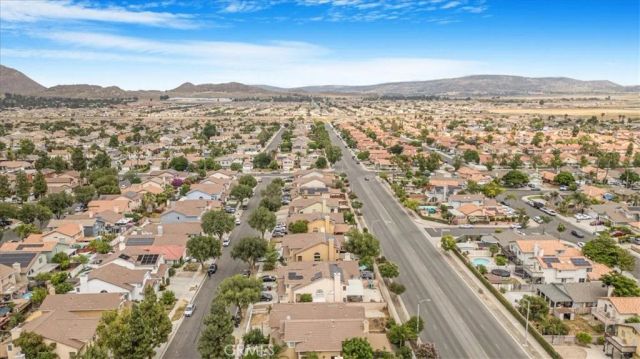 507 Coudures Way, Perris, CA 92571