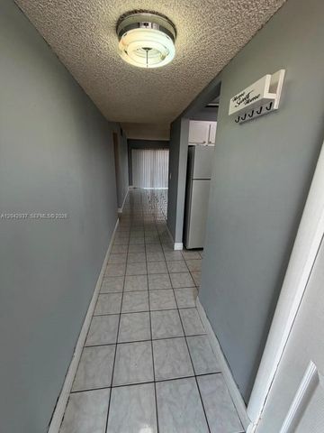6070 W 19th Ave 314, Hialeah, FL 33012