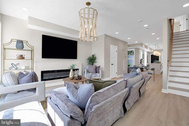 1032 W FRANKLIN ST, Baltimore, MD 21223