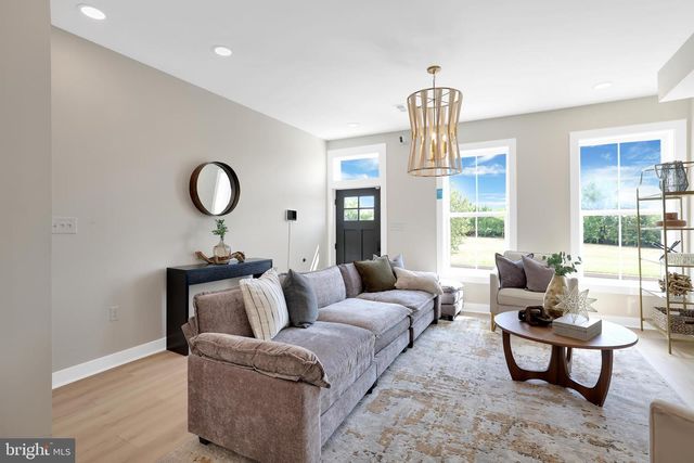 1032 W FRANKLIN ST, Baltimore, MD 21223