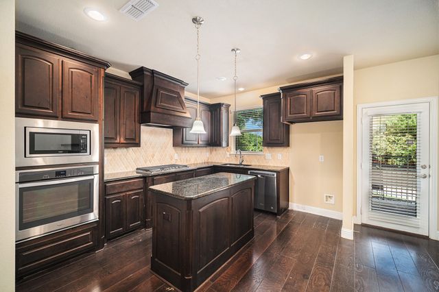 7104 Rose Quartz Court, Fort Worth, TX 76132