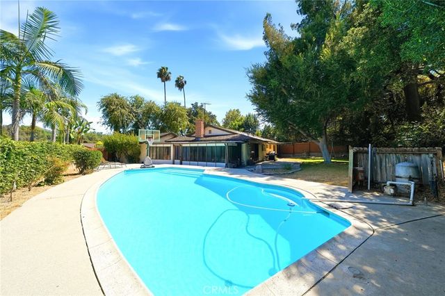 19913 E Rambling Road, Covina, CA 91724