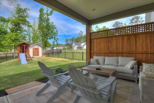 566 River Oaks Lane, Evans, GA 30809