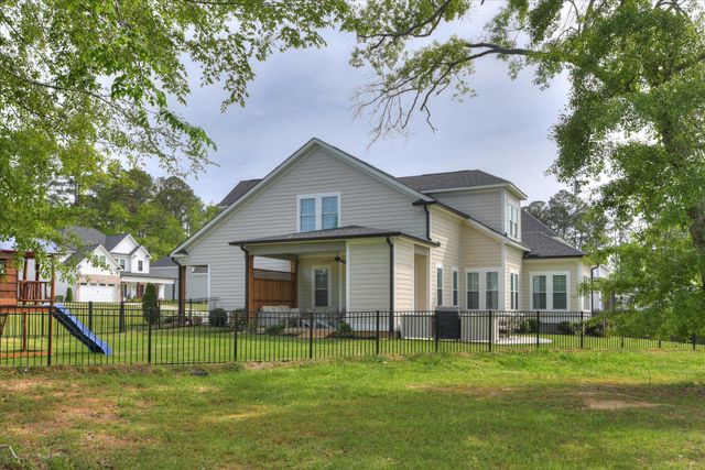 566 River Oaks Lane, Evans, GA 30809
