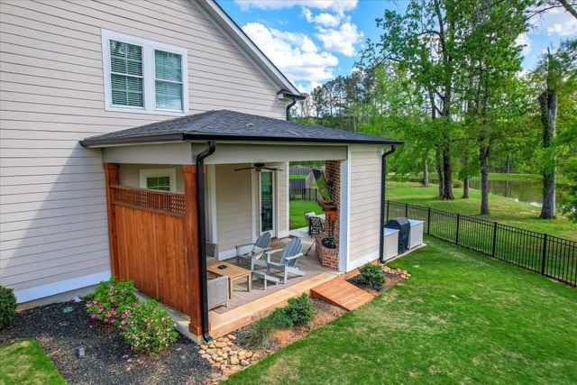 566 River Oaks Lane, Evans, GA 30809