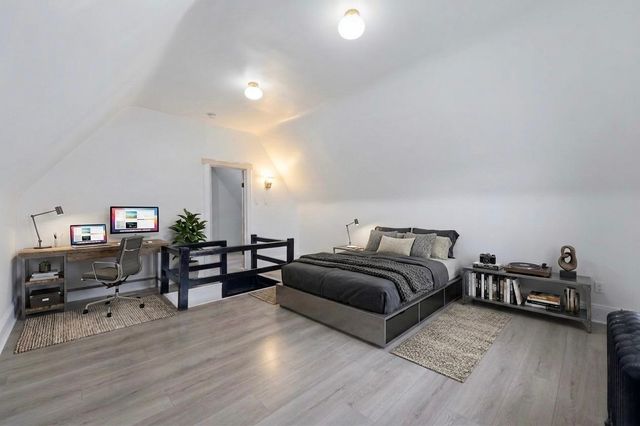 281 AVENUE C, Bayonne, NJ 07002