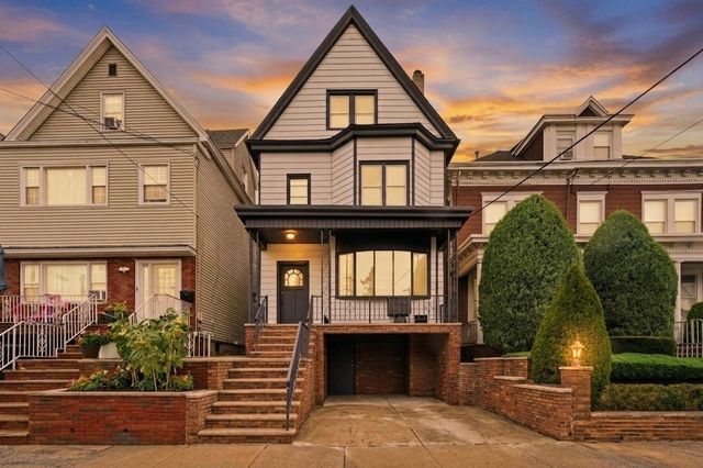 281 AVENUE C, Bayonne, NJ 07002