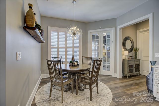 82132 Standing Oak Drive, Charlotte, NC 28278