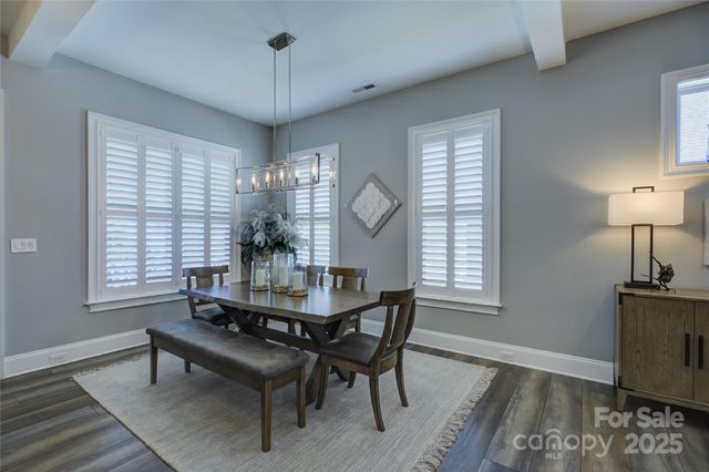82132 Standing Oak Drive, Charlotte, NC 28278