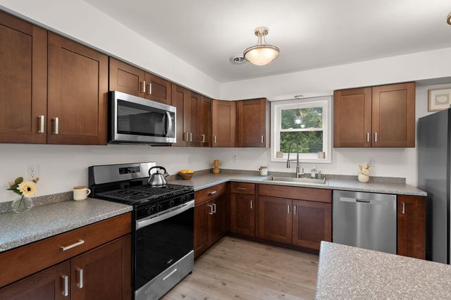 44 W Vick Tree Lane, Valparaiso, IN 46385