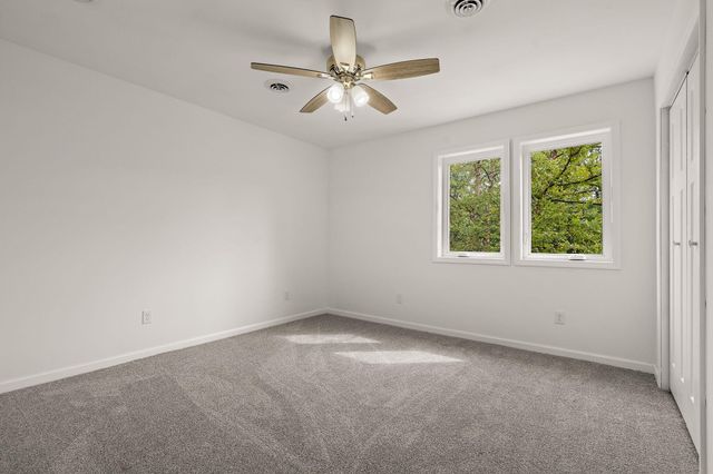 44 W Vick Tree Lane, Valparaiso, IN 46385