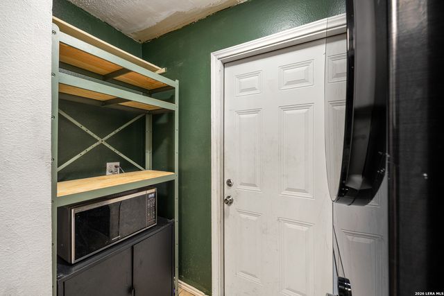 3519 Candlehead Ln, San Antonio, TX 78244