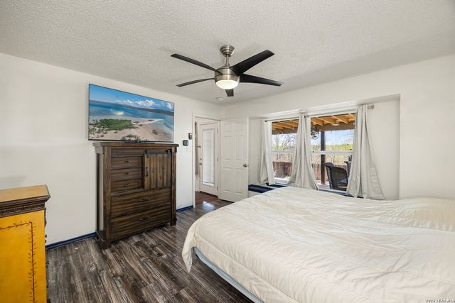 3519 Candlehead Ln, San Antonio, TX 78244