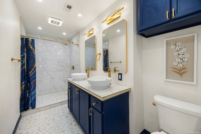 3519 Candlehead Ln, San Antonio, TX 78244