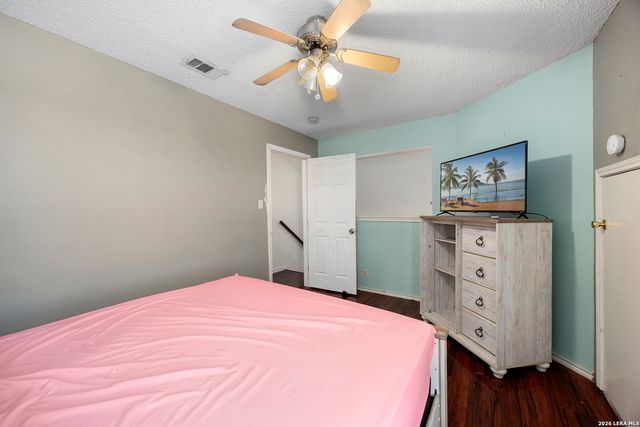 3519 Candlehead Ln, San Antonio, TX 78244