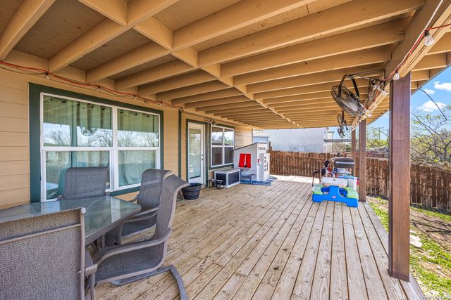 3519 Candlehead Ln, San Antonio, TX 78244