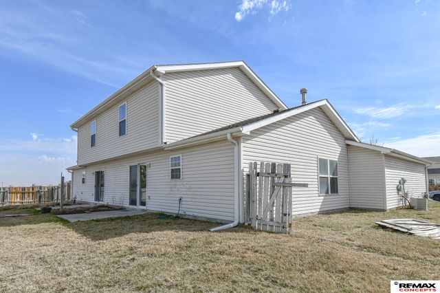 2441 NW Ramsey Road, Lincoln, NE 68524