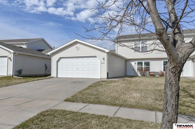 2441 NW Ramsey Road, Lincoln, NE 68524